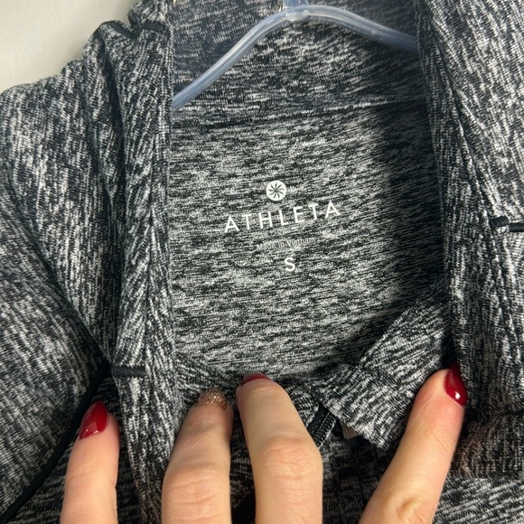 Athleta Colorblock Running Wild Half Zip Gray Black Size Small - Picture 7 of 9